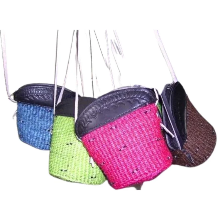 Jorova sisal mini bag with leather closing and stripes